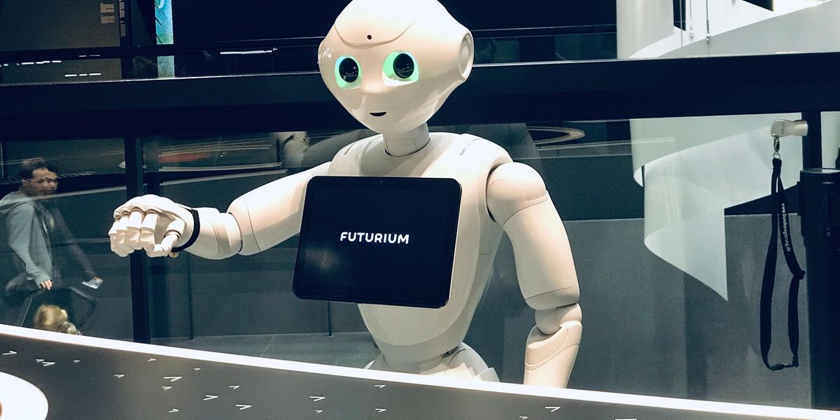 A robotok valóban átveszik az uralmat a vendéglátóiparban?