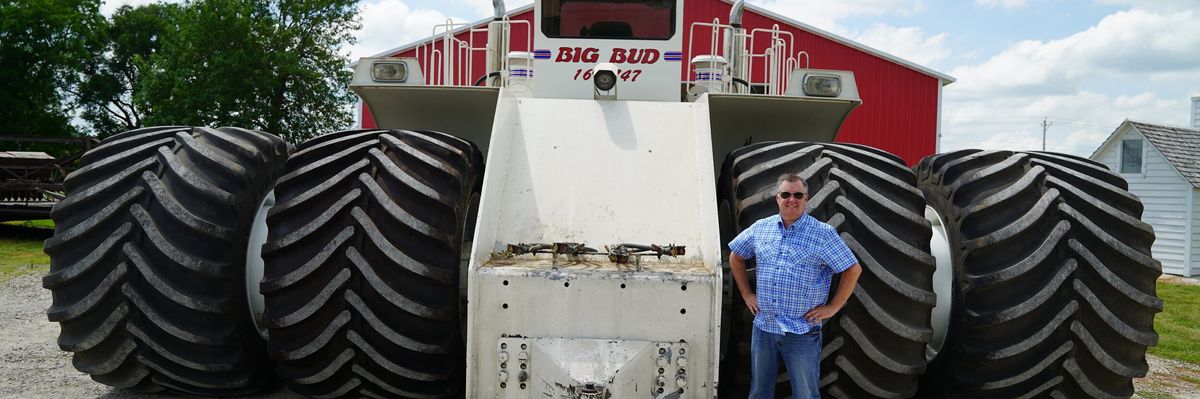 A világ legnagyobb traktora, a Big Bud 747