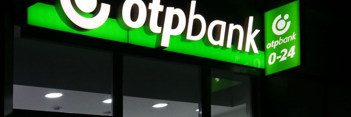 Az OTP vezére elmondta, mitől drága a hazai bankolás