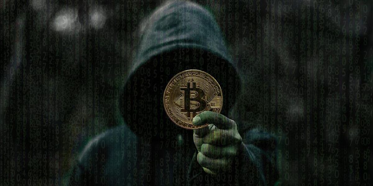 Bitcoint követelő hacker