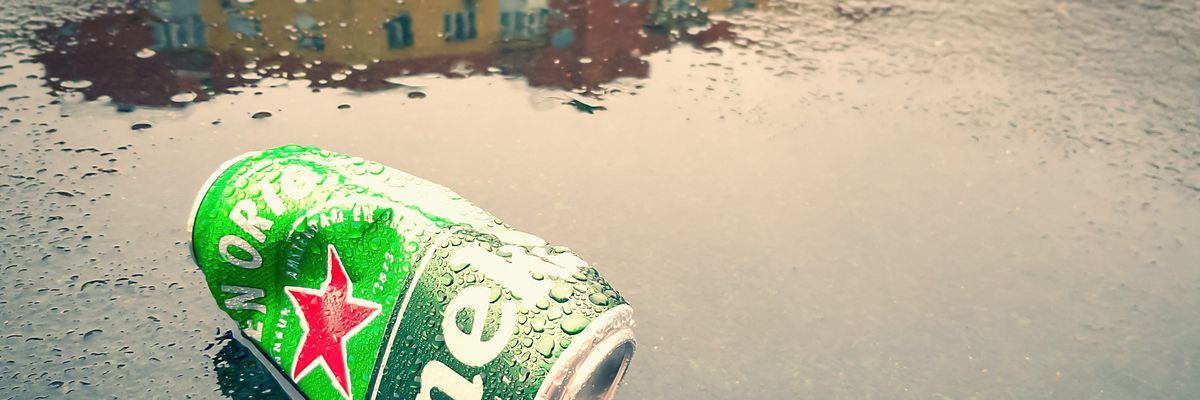 Egy éve ígéri a Heineken, hogy kivonul az orosz piacról