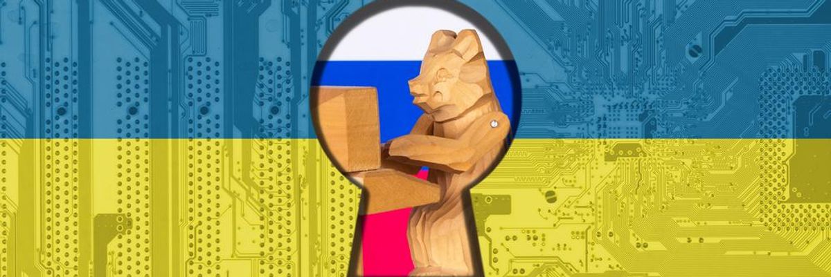 Egy orosz hacker medve formájában meghackeli az ukrán rendszereket a Facebookon keresztül