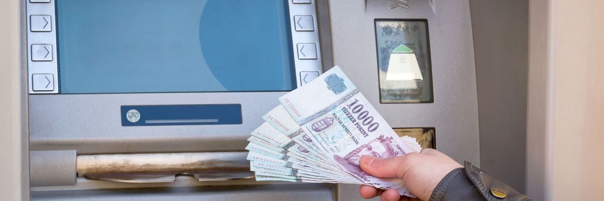 Egyrre többen használják pénzbefizetésre az arra alkalmas ATM-eket