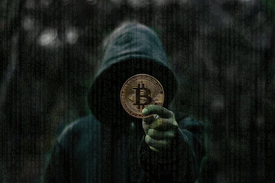 Bitcoint követelő hacker