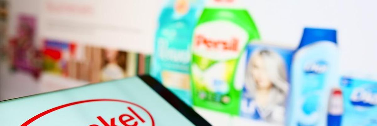 Henkel logó és Persil mosószer higiéniai termékek