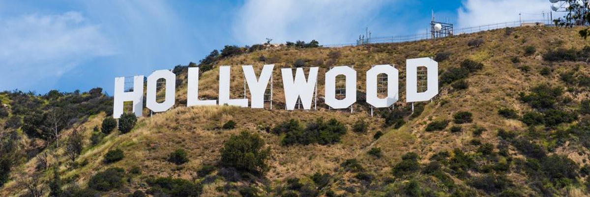 Hollywood felirat a hegyen