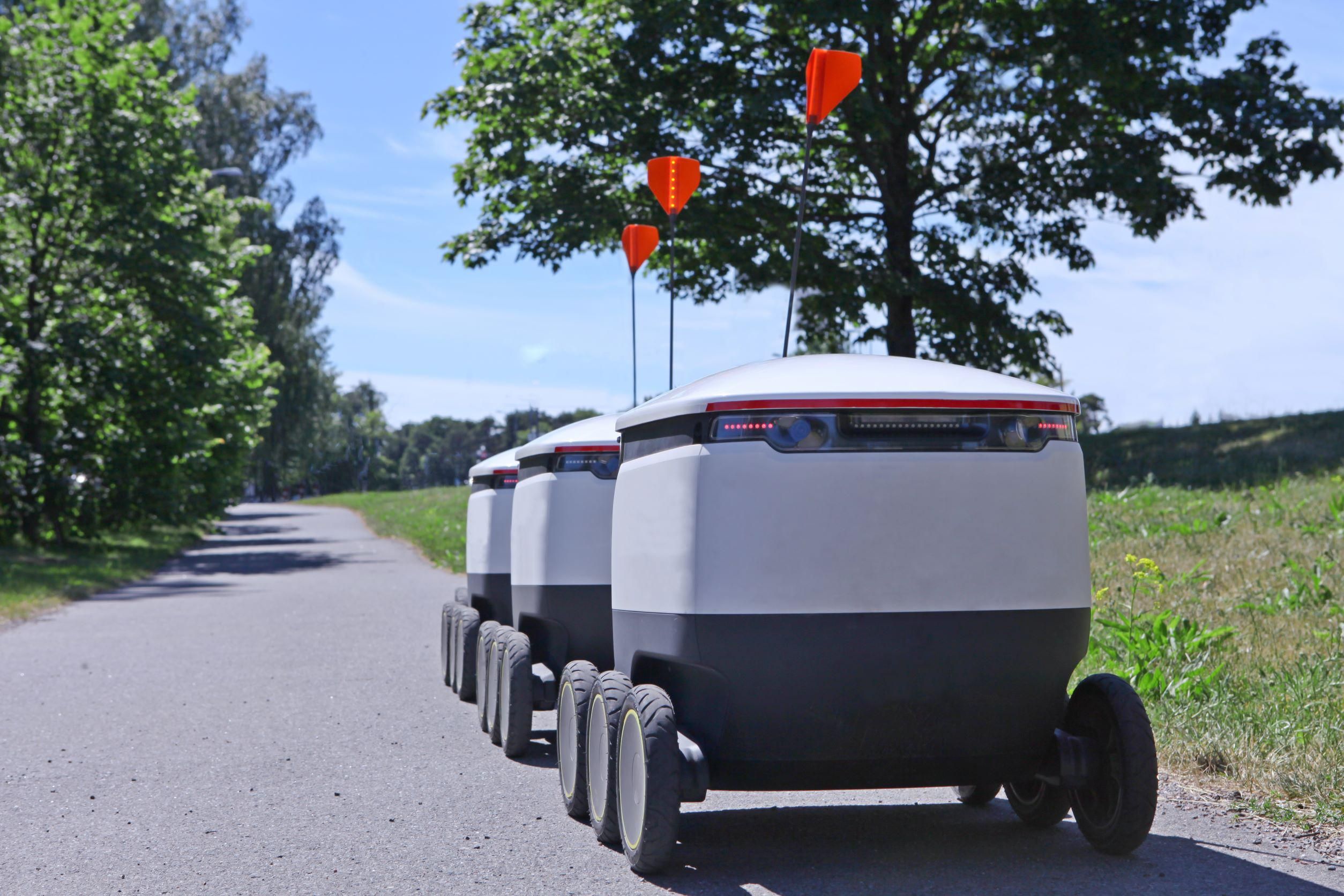 Önműködő szállító robotok - a kép illusztráció