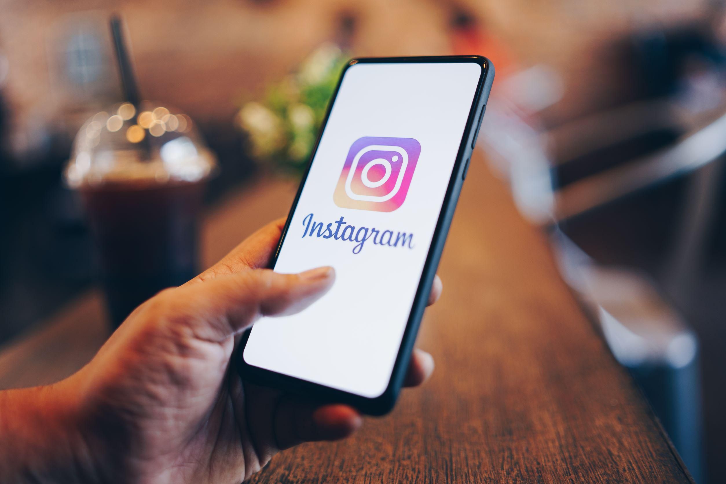 Az Instagram letiltással bünteti azokat, akik megszegik a felhasználás szabályait