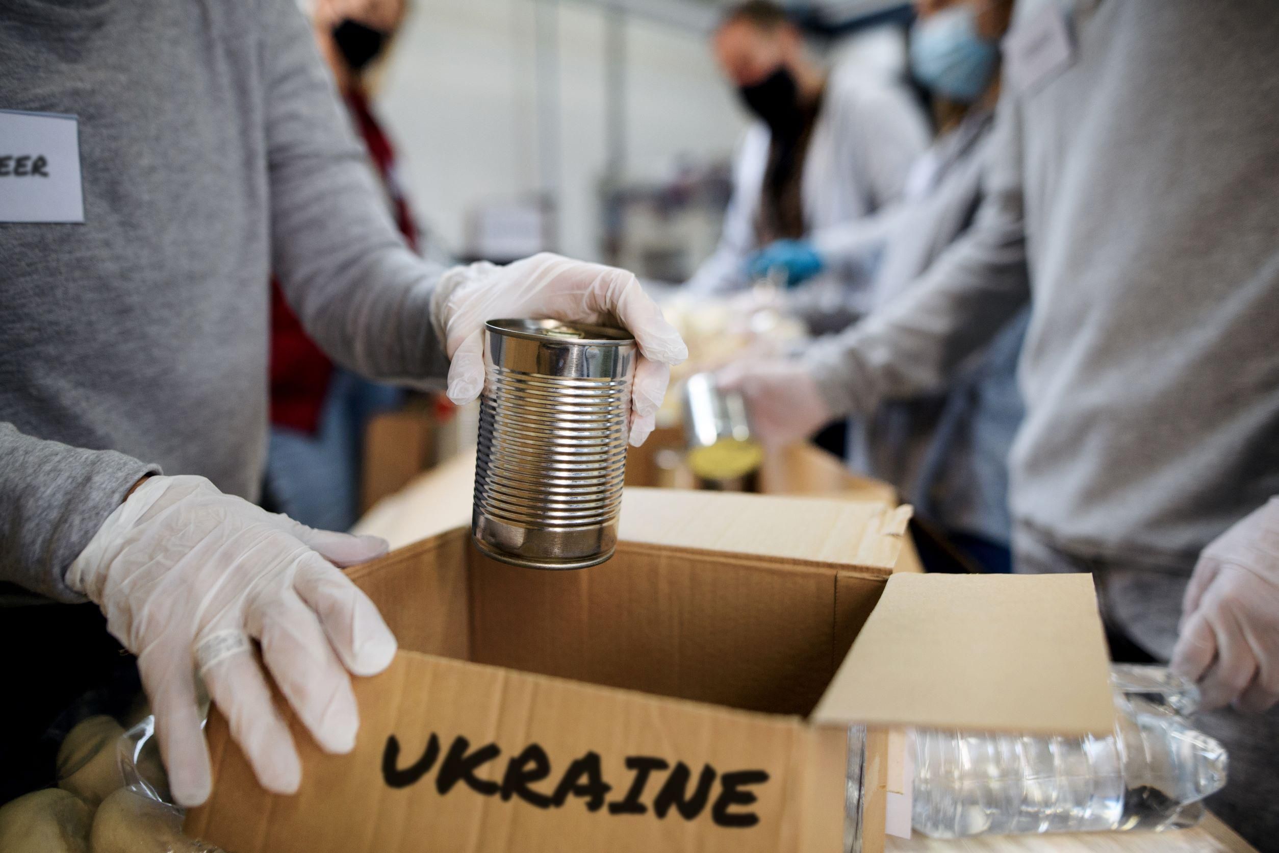 A munkaerőhiánnyal küszködő hazai ágazatoknak segítség az ukrán menekültek alkalmazása