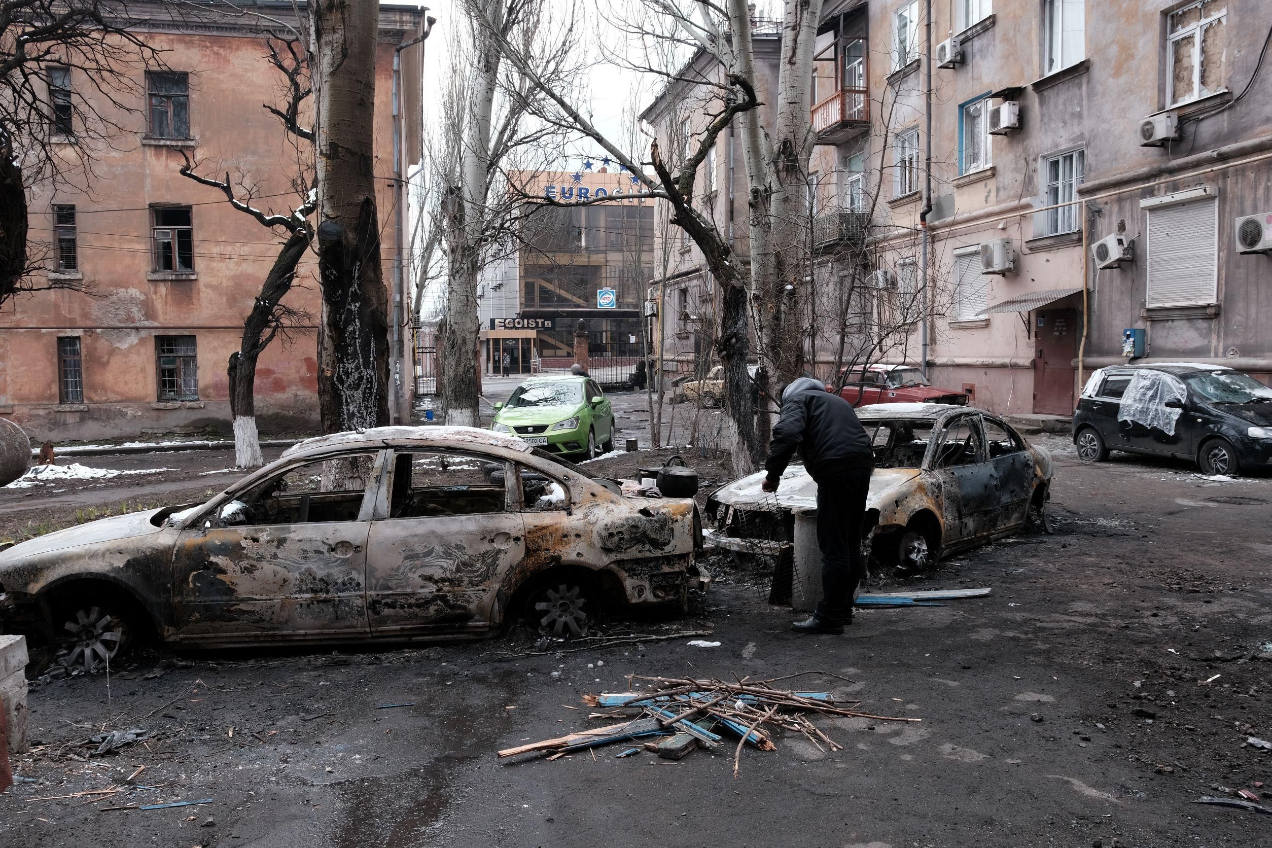 Mariupolért ádáz harcot vívnak az oroszok és az ukránok, háború az utolsó töltényig