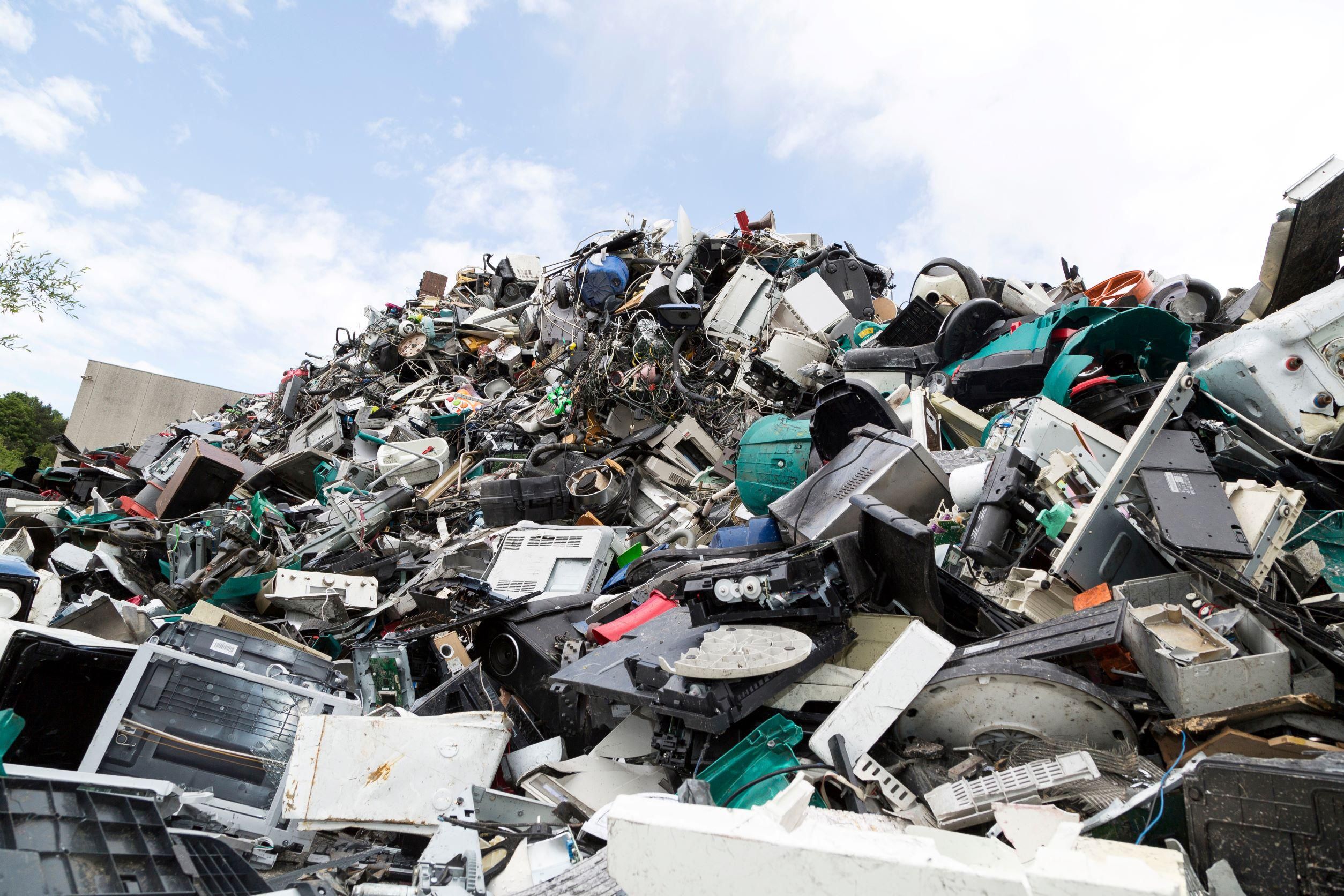 Irtózatos mennyiségú e-hulladékot termelünk, de egyre több magyarnak fontos a fenntarthatóság
