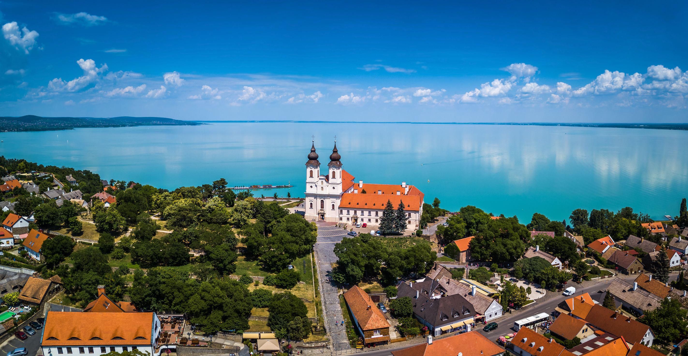 Idén is a Balaton lehet a legfelkapottabb turisztikai célpont a magyarok körében