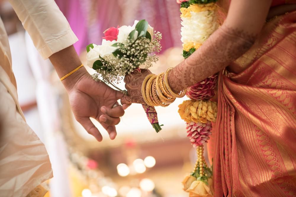 Két kéz indiai esküvő után