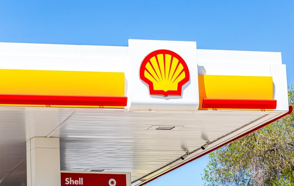 Shell benzinkút piros-sárga logó
