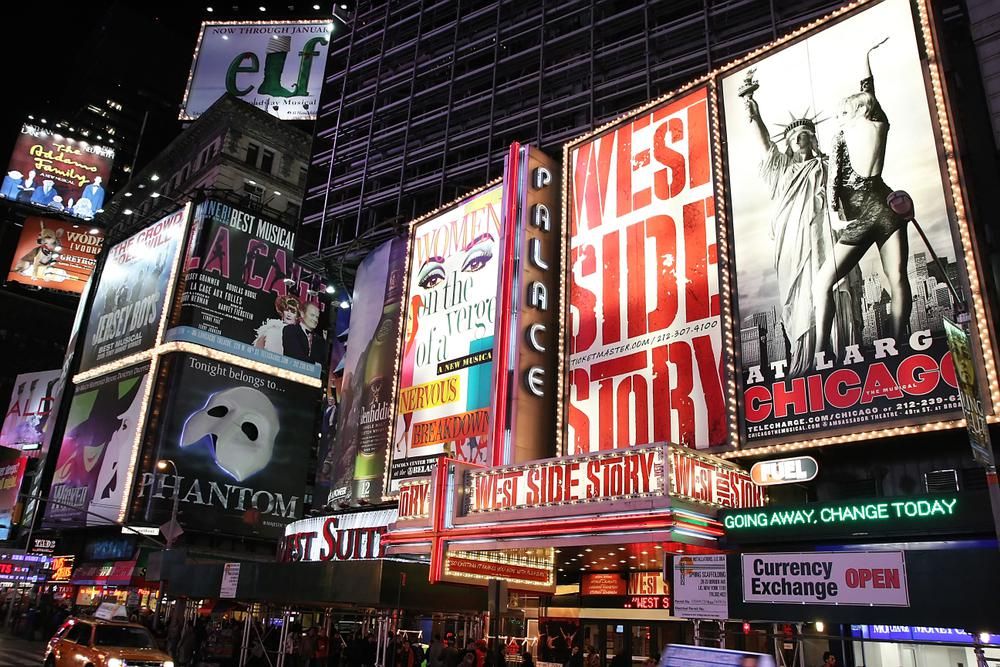 Broadway Times Square Manhattan színes fények