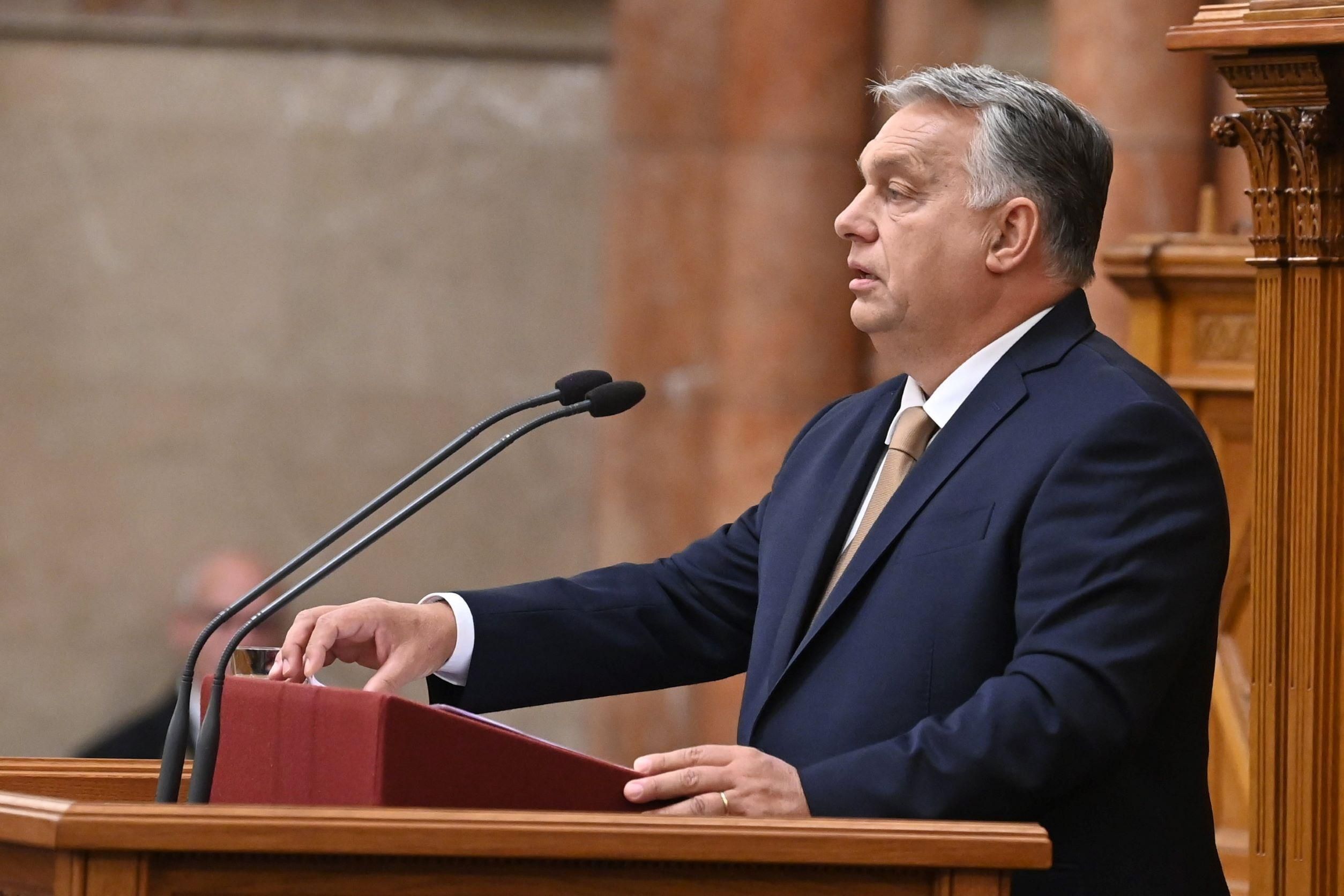 Orbán Viktor: Új nemzeti konzultáció indul
