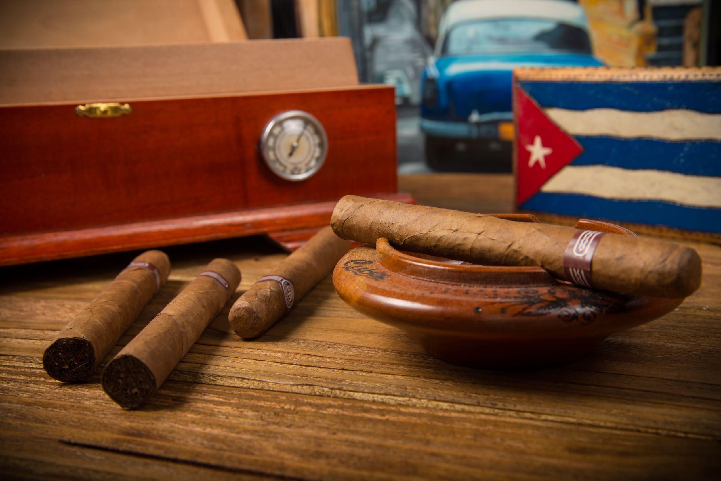 Kubai szivarral és rummal bukott le egy magyar csempész