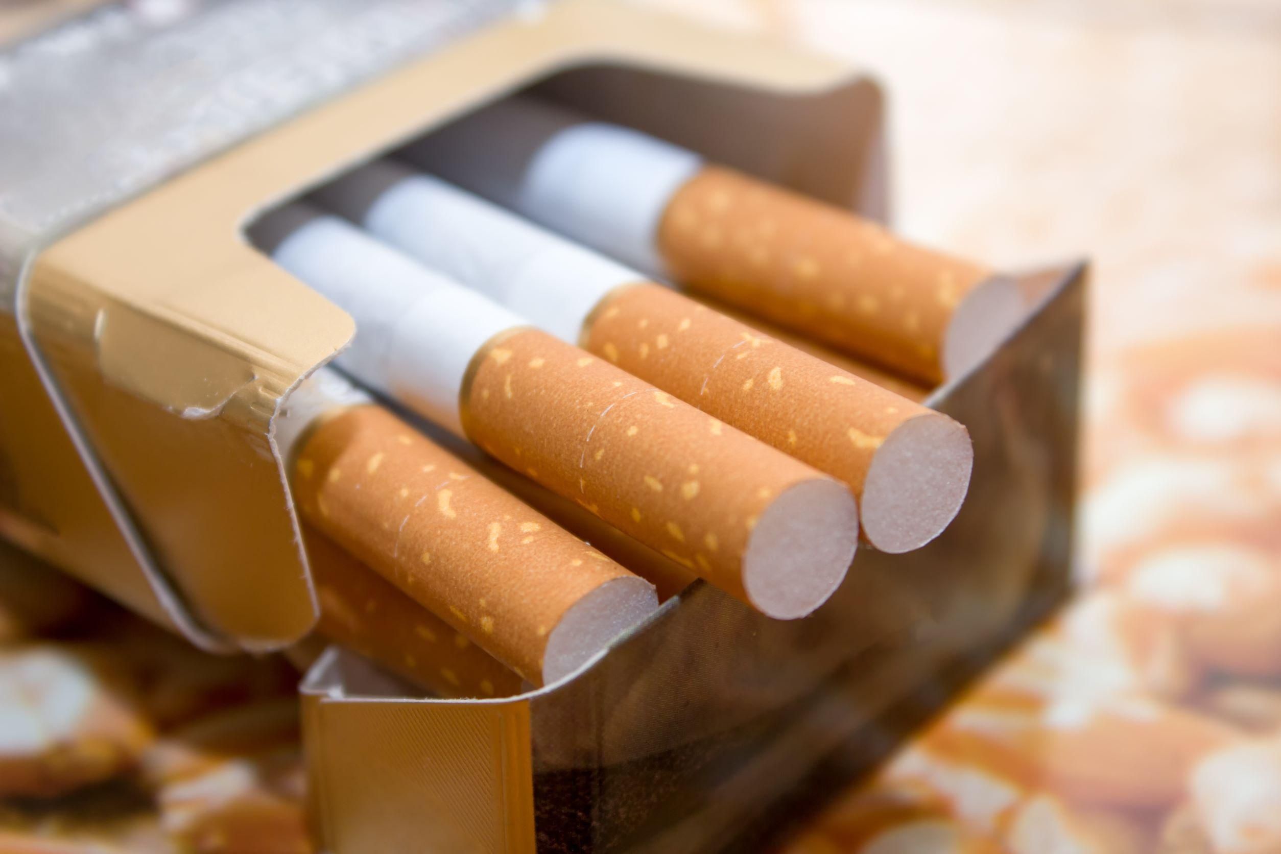 Durván drágulhat a cigaretta, ha átmegy a az Európai Bizottság javaslata