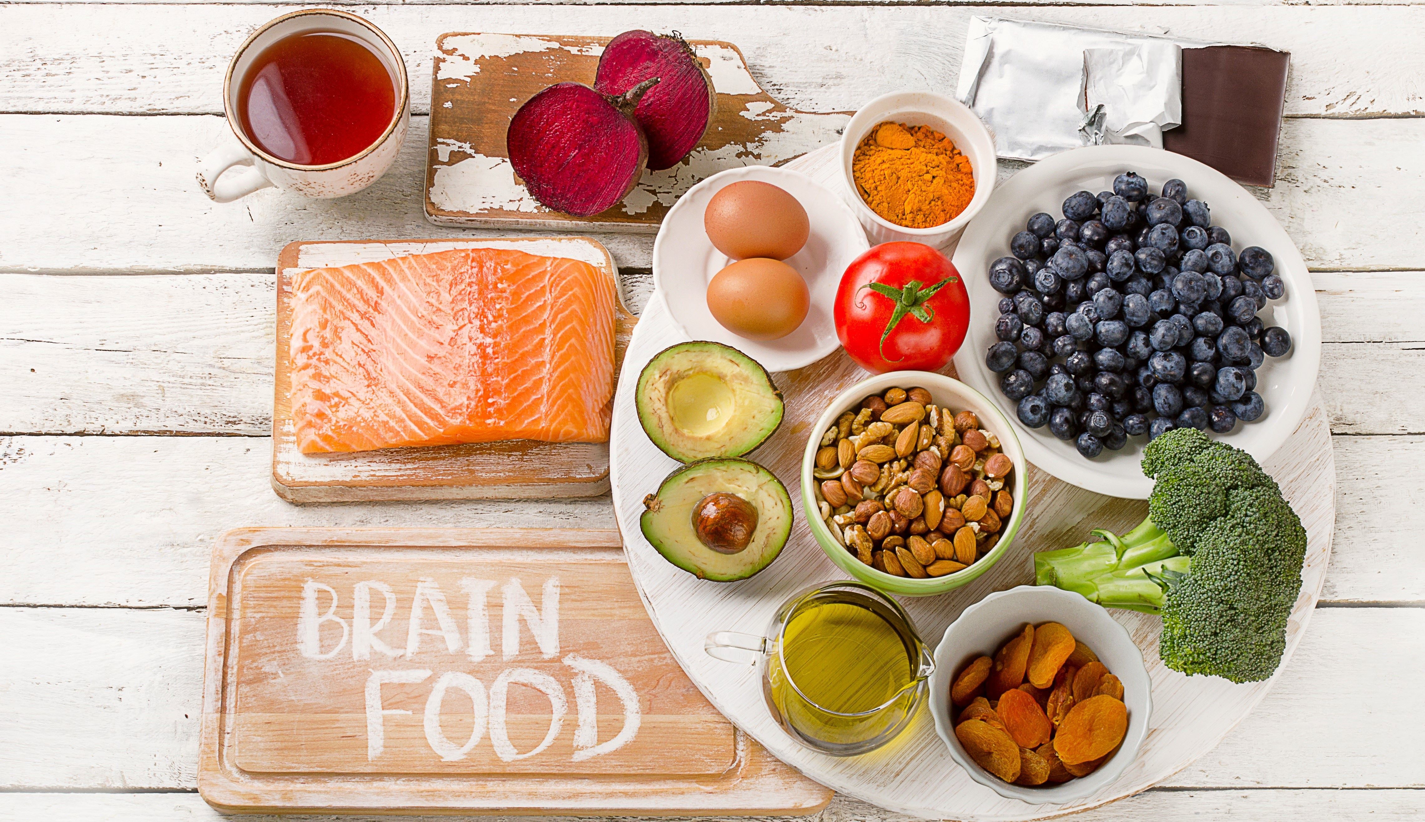Nyolc élelmiszercsoport, melyek fogyasztása jótékonyan hathat az agyra