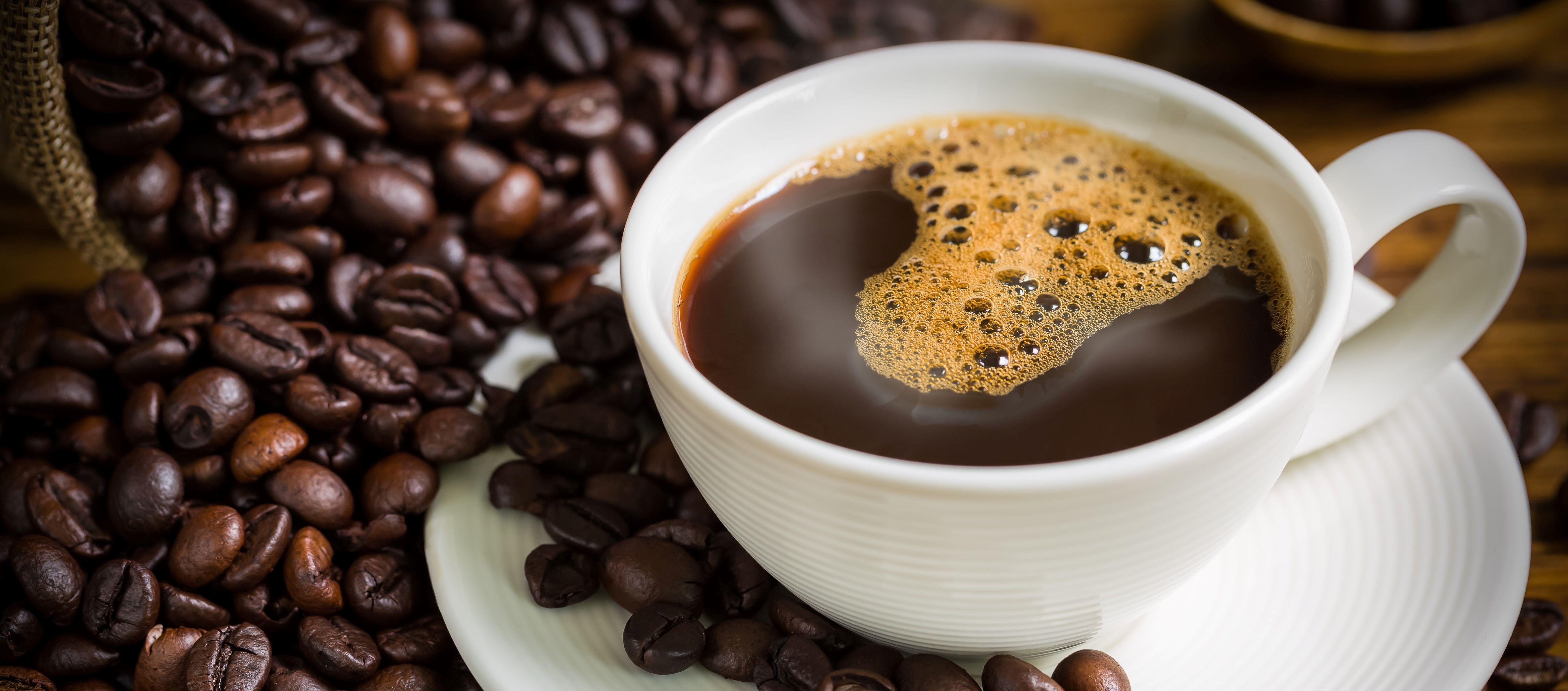 Silány minőségű kávékeverékekkel árasztják el a világpiacot