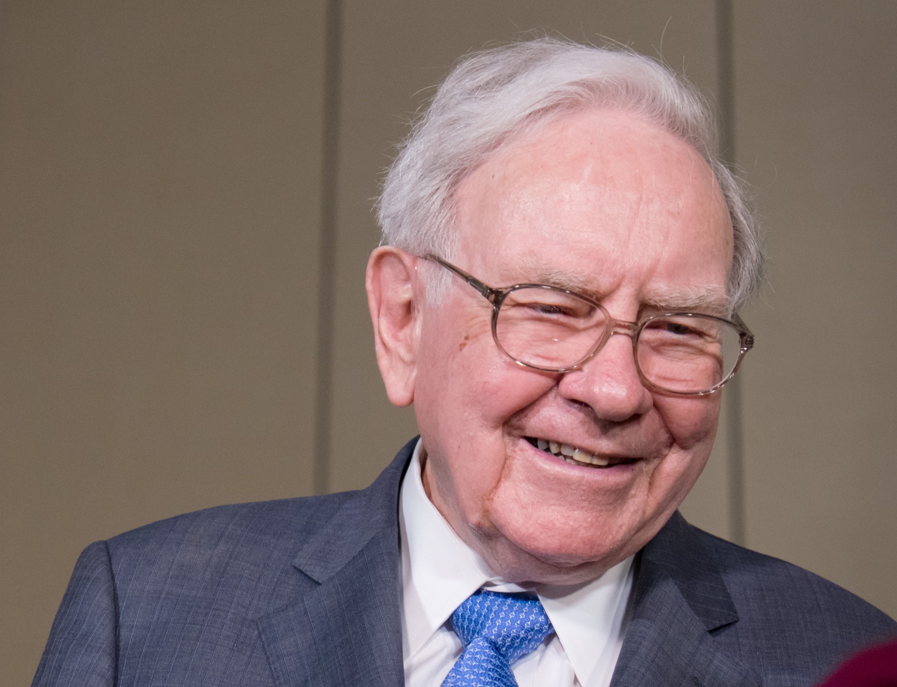 A 93 éves Buffett a világ hetedik leggazdagabb embere