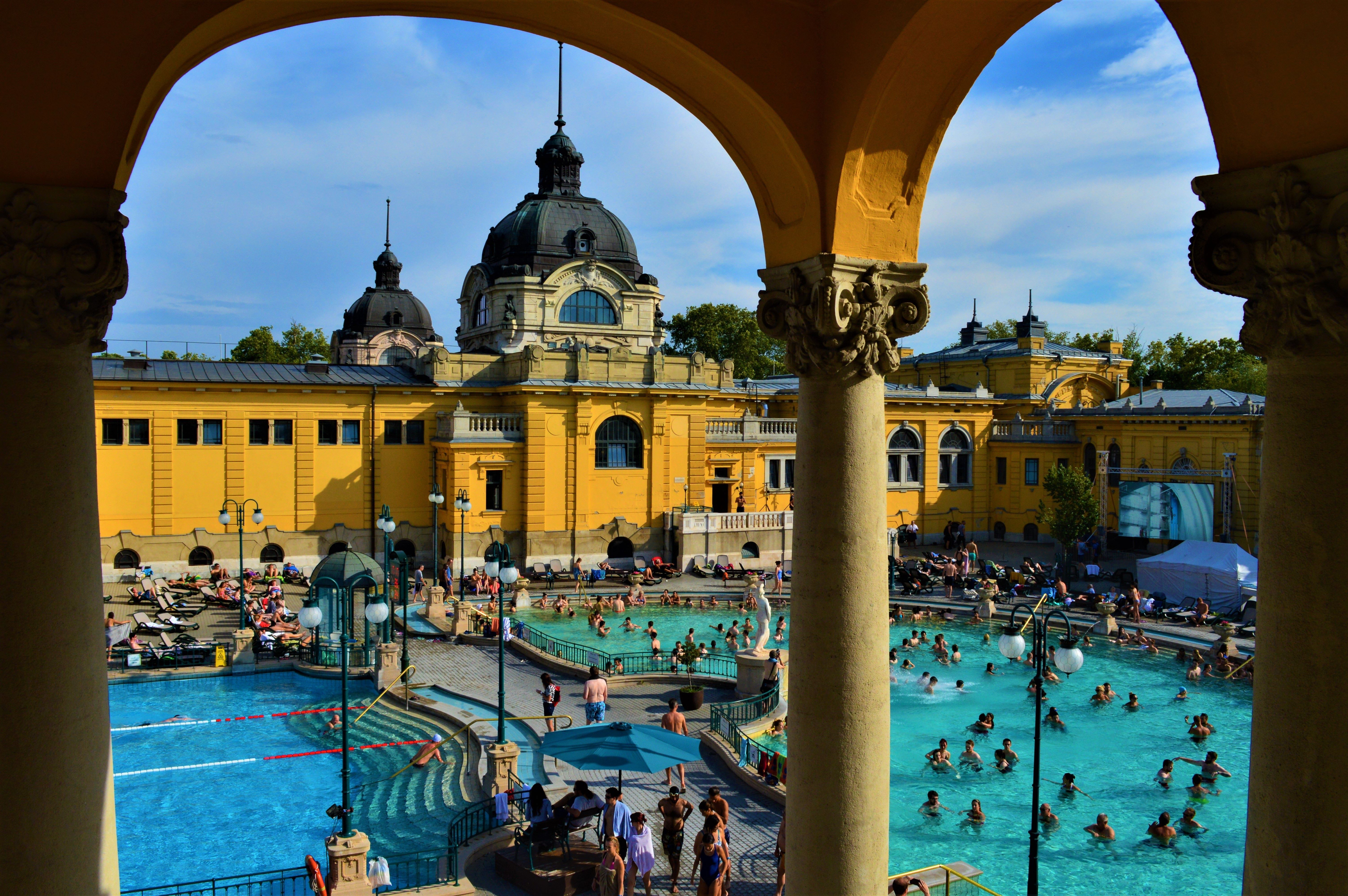 Így változtak a budapesti fürdők jegyárai