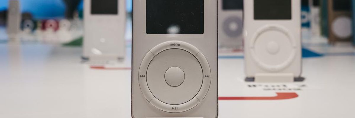 iPod 2001 és számtalan más iPod egy múzeumban