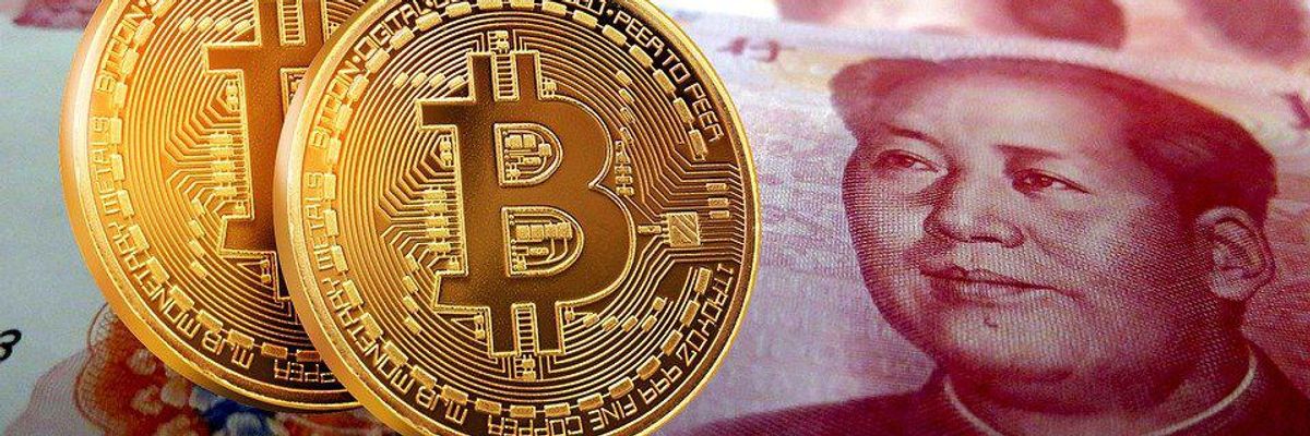 Két darab bitcoin a kínai jüan előtt