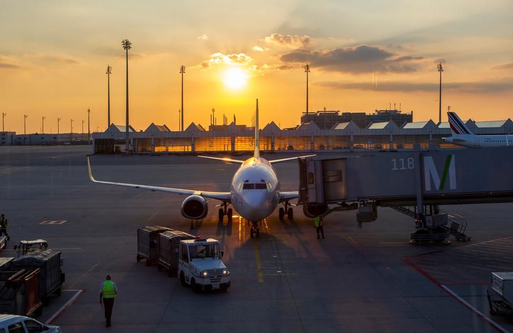 Repülőtér München lemenő nap repülőgép
