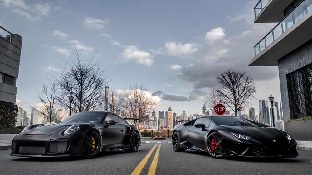 Fekete Porsche fekete Lamborghini