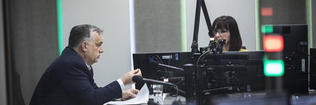 Orbán Viktor a közrádió stúdiójában