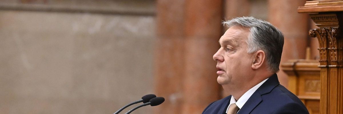 Orbán Viktor: Új nemzeti konzultáció indul