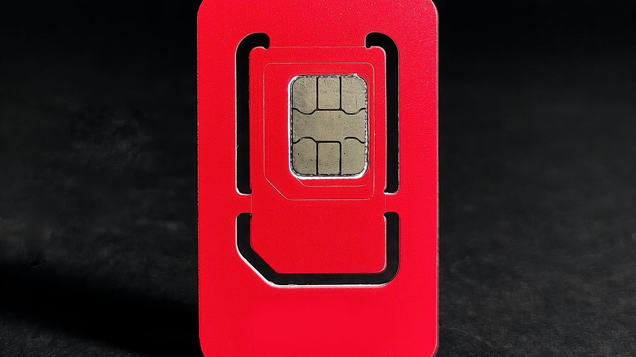 SIM-kártya piros keretben