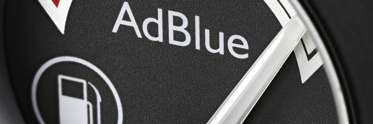 Sokan pánikolnak vagy nyerészekednek az AdBlue-val, ezért van korlátozás az értékesítésében