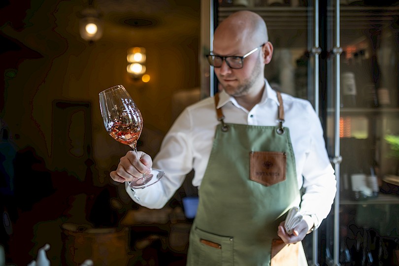 N28 Wine &amp; Kitchen