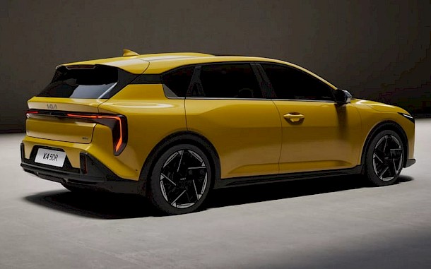 KIA K4