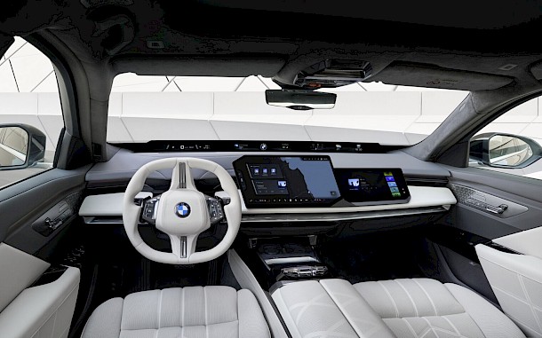 BMW i7