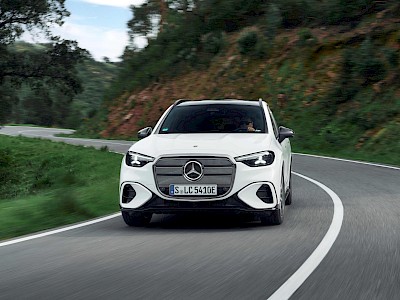 Jelentősen olcsóbb lett az új elektromos Mercedes