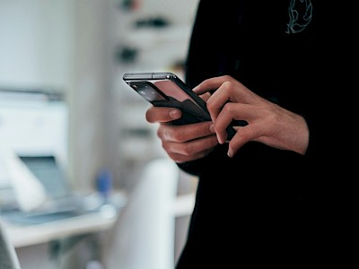 Samsung vagy Apple? Így áll most a két okostelefon-óriás versenye