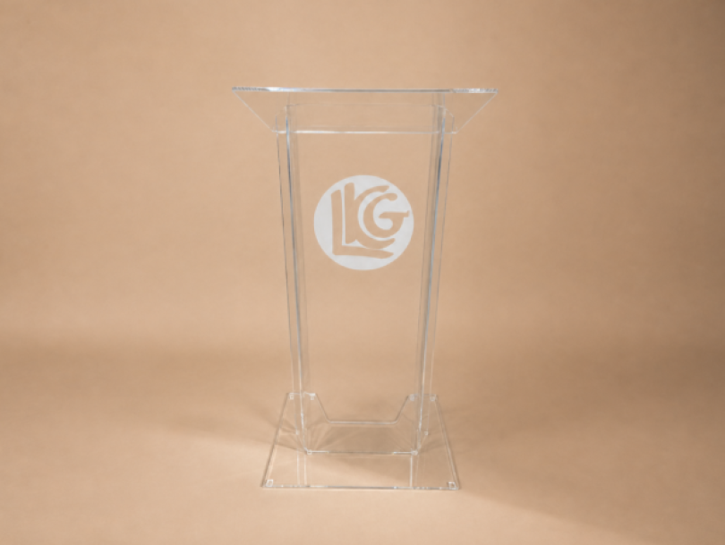 Grav&iacute;rozott pulpitus https://www.plexiwebshop.hu/