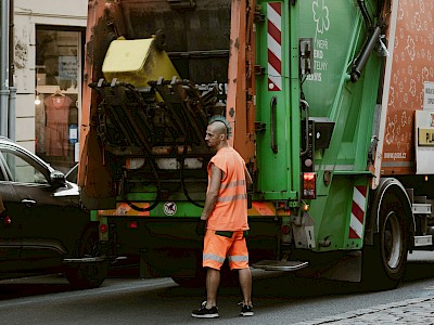 Akár félmilliót is kereshet egy kukás