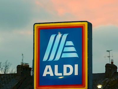 Vigyázz, megrázhat! Visszahívott egy hajszárítót az Aldi