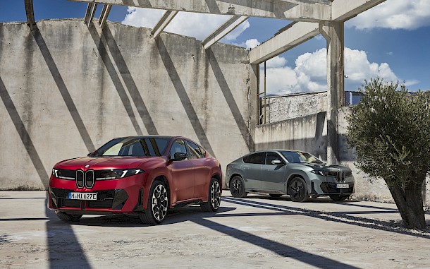 BMW iX4