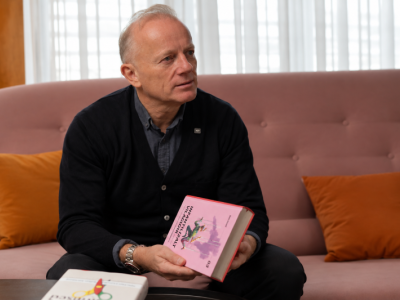 „Az a céljuk, hogy idős korodig megőrizd egy fiatal ember vágyait”